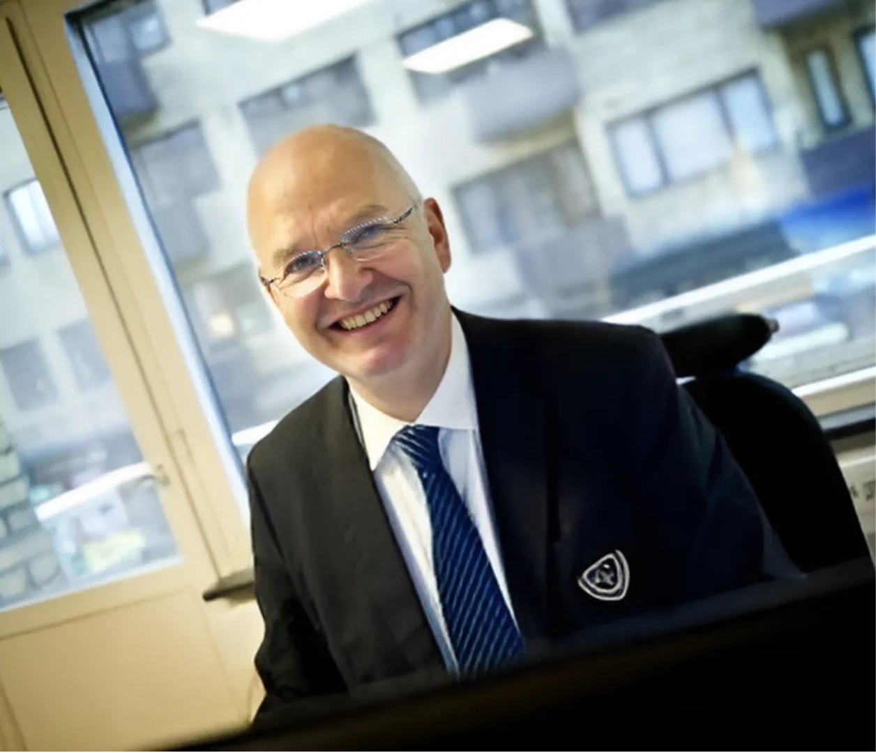 Mats_Upscaled-e1757510246352 Städlejonet i Göteborg erbjuder professionell städservice för hemstädning, kontorsstädning och företagsstädning. Vårt team levererar hållbar städning med glädje och kvalitet.